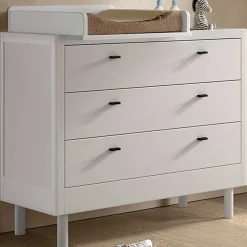 Babyzimmer Forrest: Babybett 60x120cm, Kommode mit Windelregal, Kleiderschrank - Weißbuche