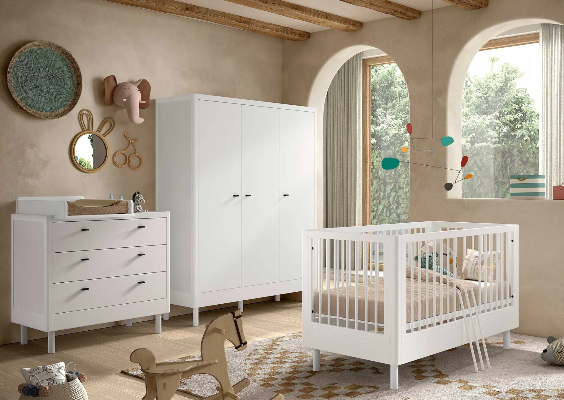 Babyzimmer Forrest: Babybett 70x140cm, Kommode mit Windelregal, Kleiderschrank - Weißbuche