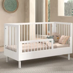 Babyzimmer Forrest: Babybett 70x140cm, Wickeltisch - Buche weiß