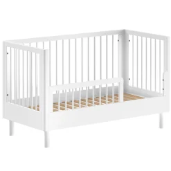 Babyzimmer Forrest: Babybett 70x140cm, Wickeltisch, Kleiderschrank - Weißbuche
