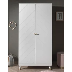 Babyzimmer-Set Billy - Zweitüriger Kleiderschrank, Kommode, Wickeltisch & Babybett - MDF/Weiß