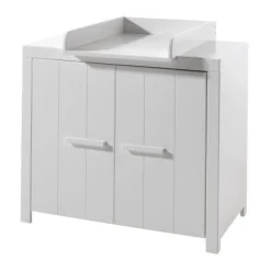 Babyzimmer-Set Erik - Dreitüriger Kleiderschrank, Kommode, Wickeltisch & Kinderbett - MDF/Weiß