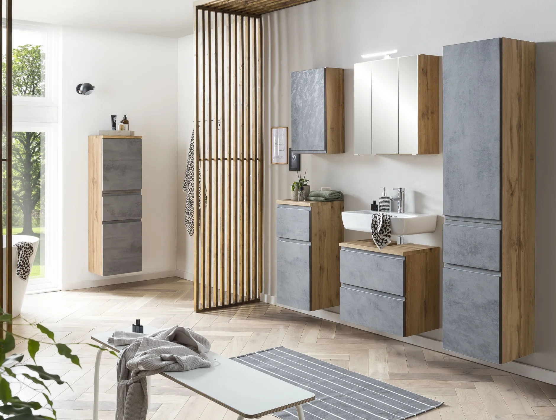 Badezimmerset Varese | Waschtisch und Spiegelschrank mit Beleuchtung | Wotan Eiche Beton-Design