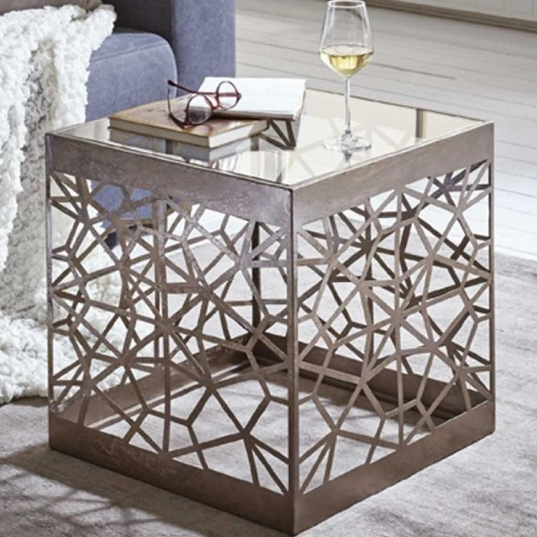 Beistelltisch | 50 x 50 x 50 cm | Bronze