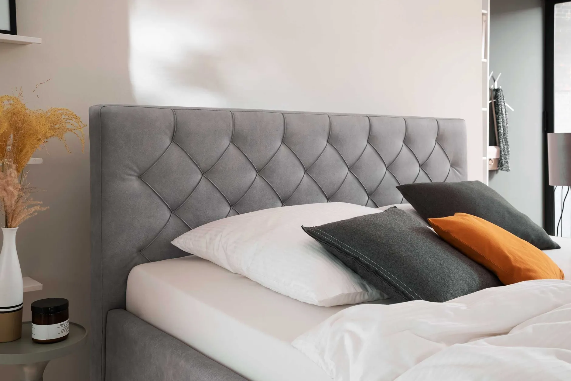 Bett San Marino 180x200cm mit Stauraum Kunstleder - grau/chrom