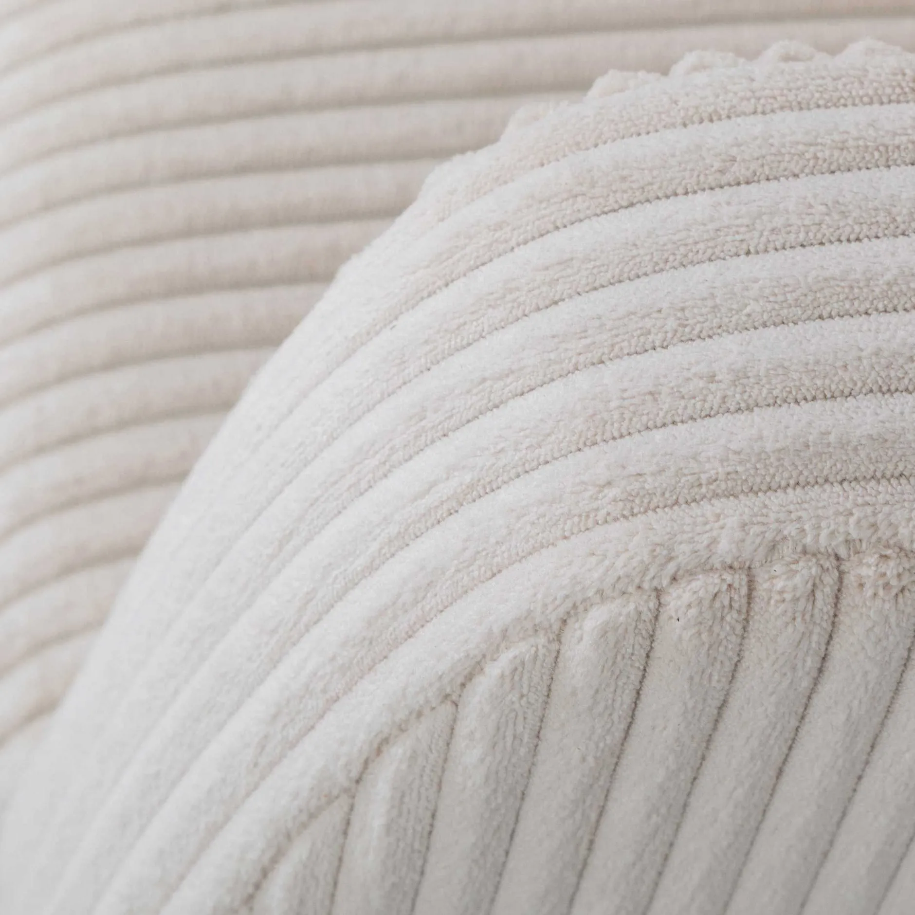 Chip Ecksofa links - 192x137x82cm - beige gerippter Samt
