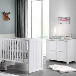 ErikBabyzimmer : Babybett 60x120cm, Kommode, Wickeltisch - weiß