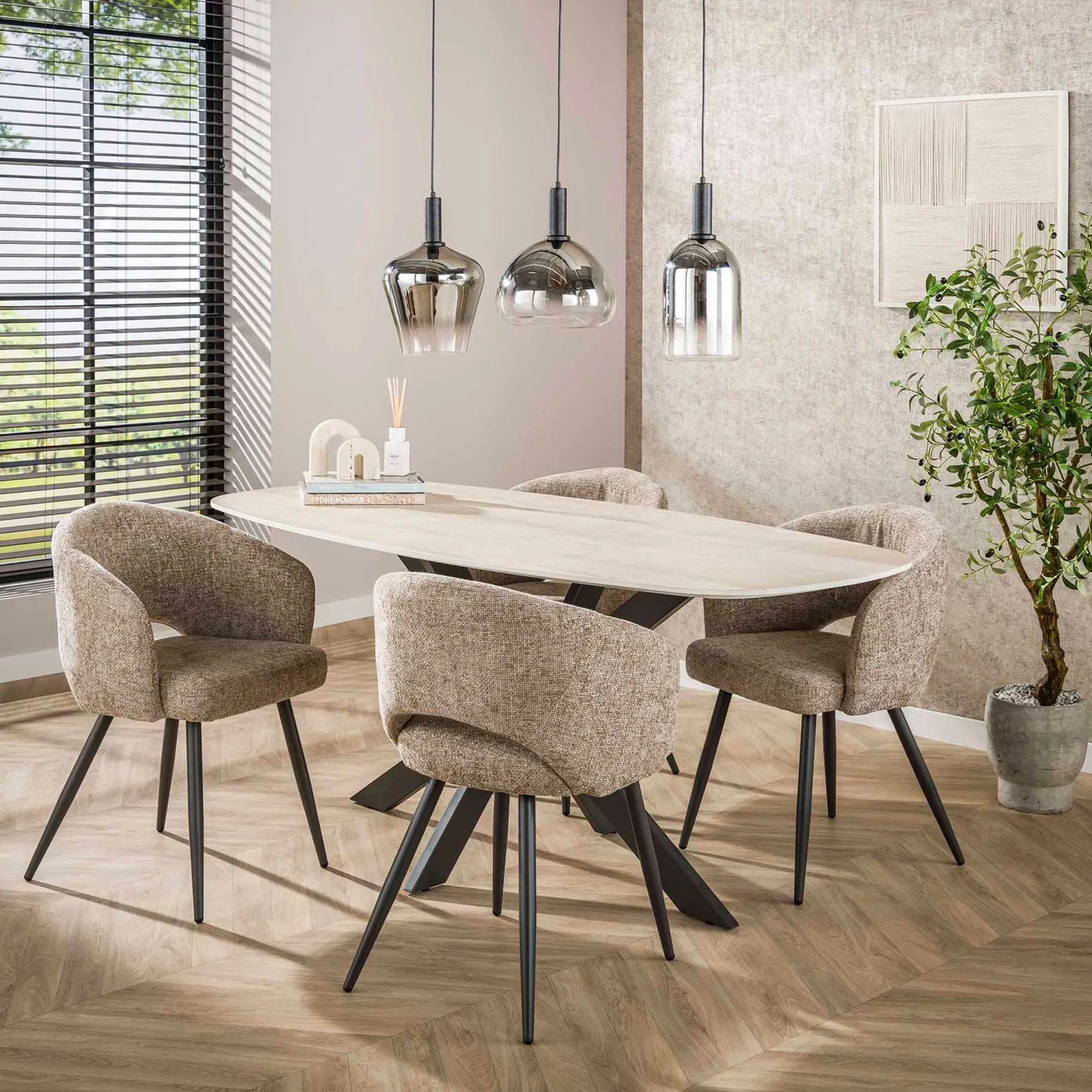 Esszimmerstuhl Saloon - 58x56x81cm - beige Stoff