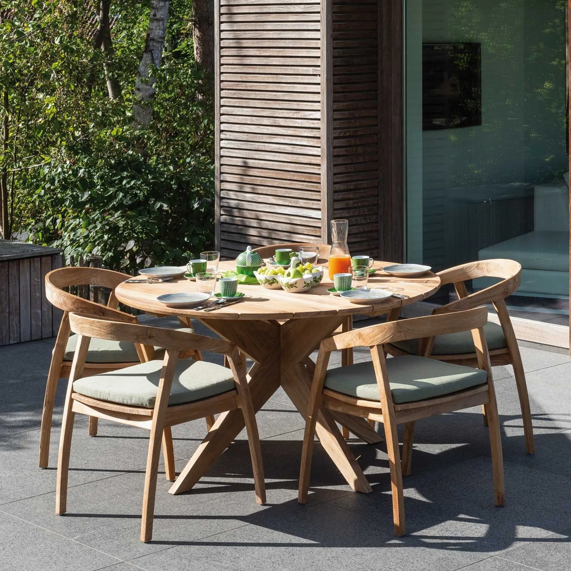 Gartentisch Java Gescova - Ø135cm - massives Teakholz - Braun