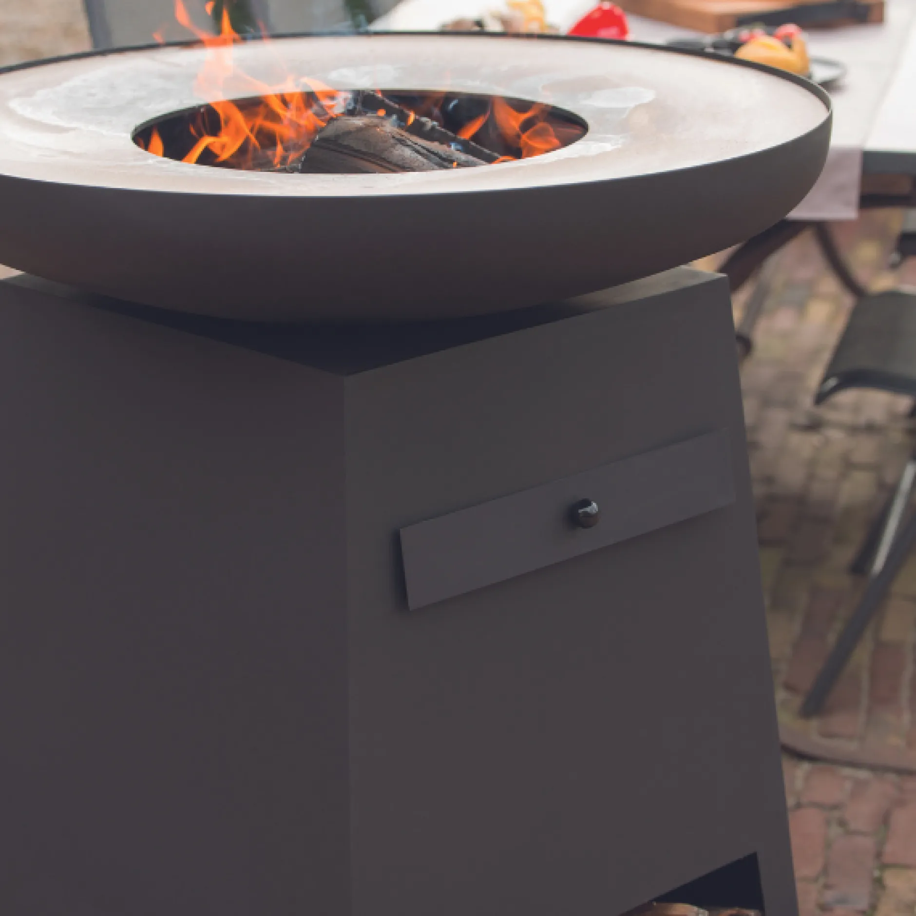 Grill mit Holzlagerung Oryx Stahl - schwarz