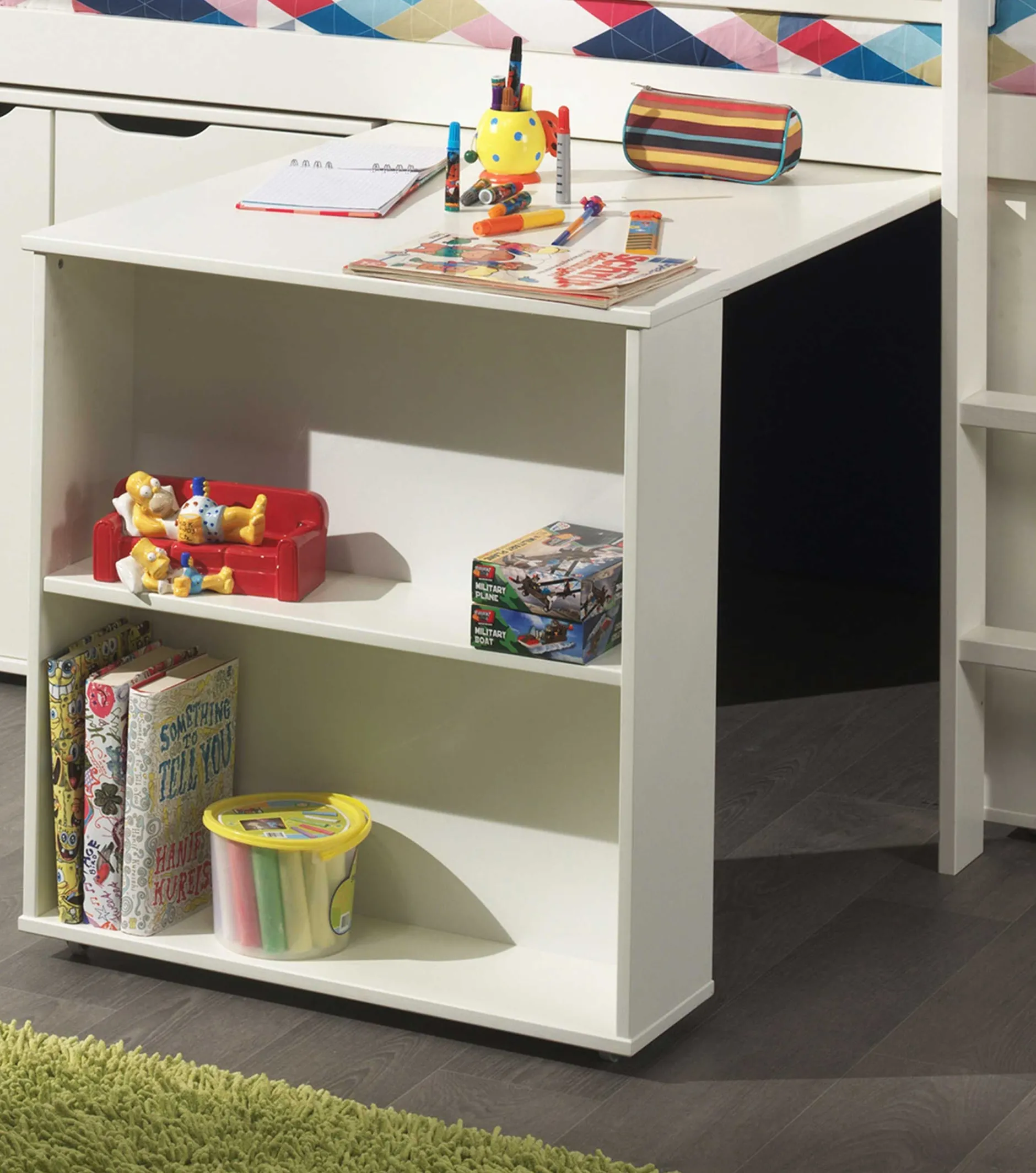 Halbhochbett Charlotte mit Regal, Schreibtisch, Bibliothek und Kommode - weiß