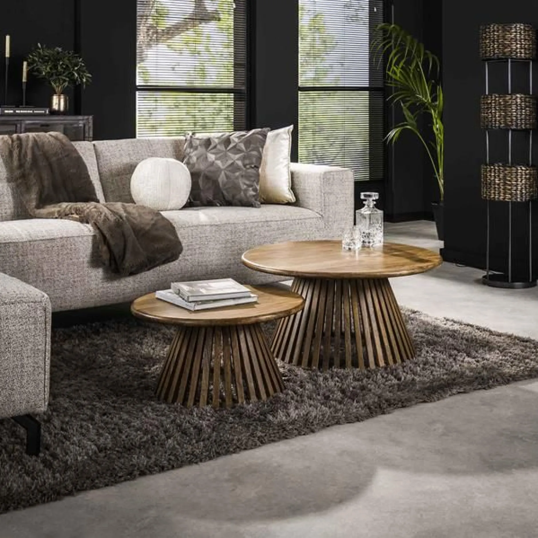 Kai2er-Set Couchtische -sandfarbenes massives Mangoholz