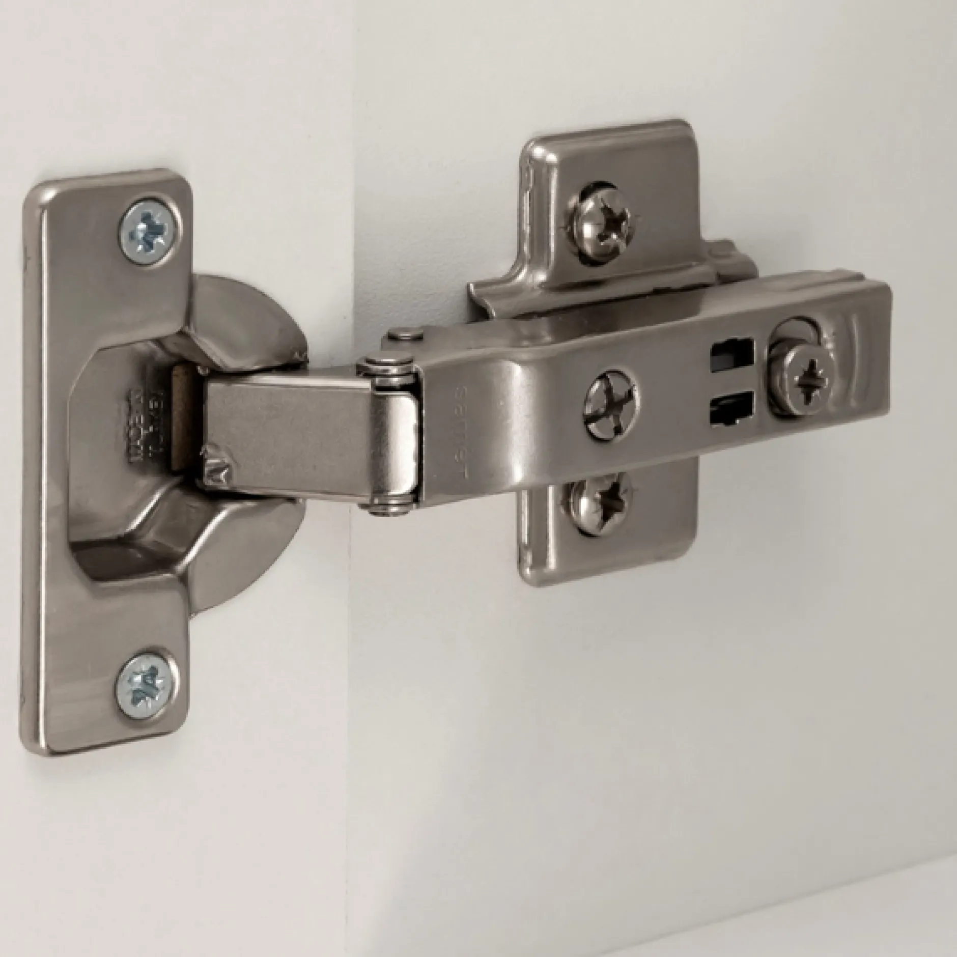 Küchenzeile Ragnar 330cm mit Platz für Kühlschrank, Backofen und Geschirrspüler - hochglänzend weiß