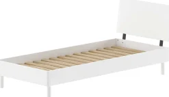 Kinderzimmer Forrest: Nachttisch, Bett 90x200, Kleiderschrank - Weißbuche