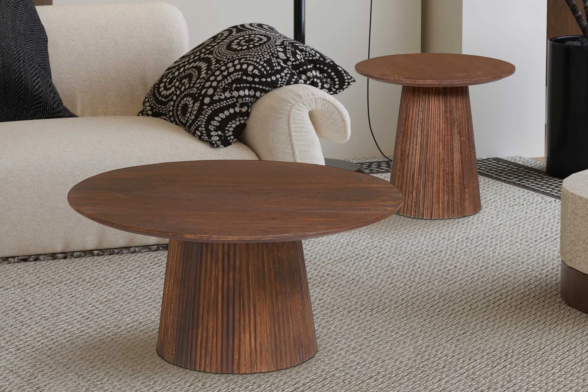 Miguel Runder Couchtisch 50cm Hellbraun | Massivholz Mango | H46 x B50 x T50cm