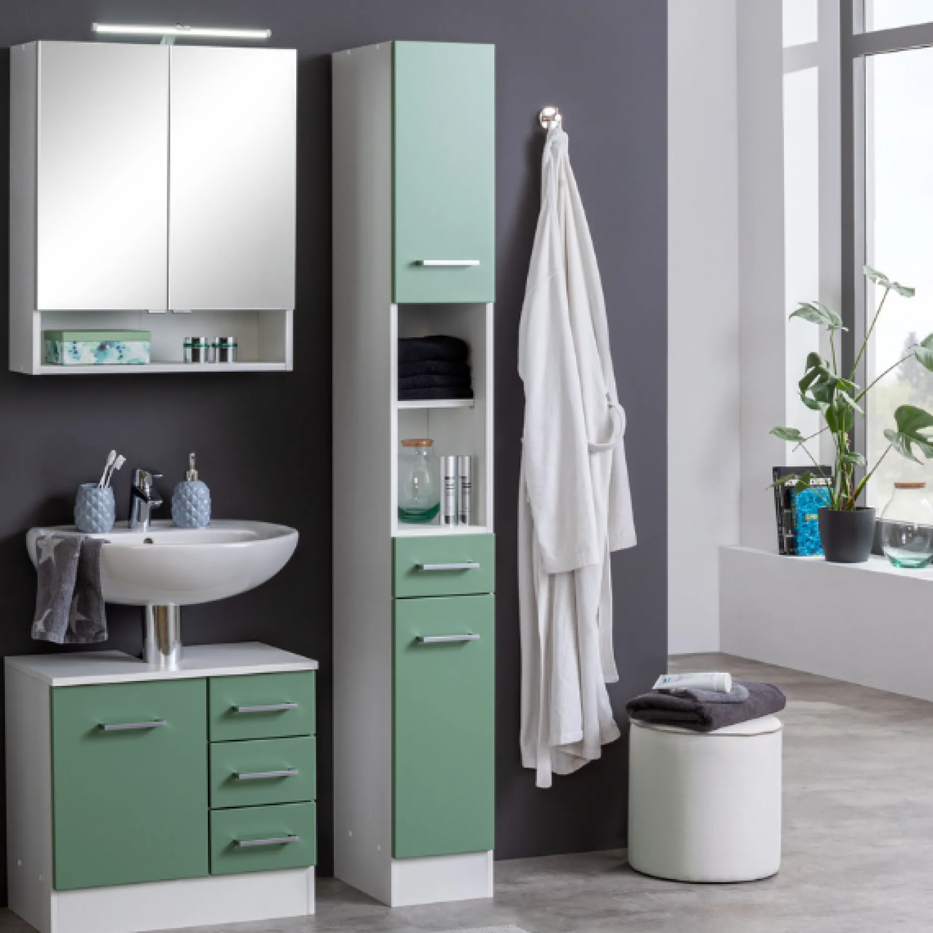 RiccaBadezimmer : Spiegelschrank, Waschbeckenunterschrank, Säulenschrank - grün
