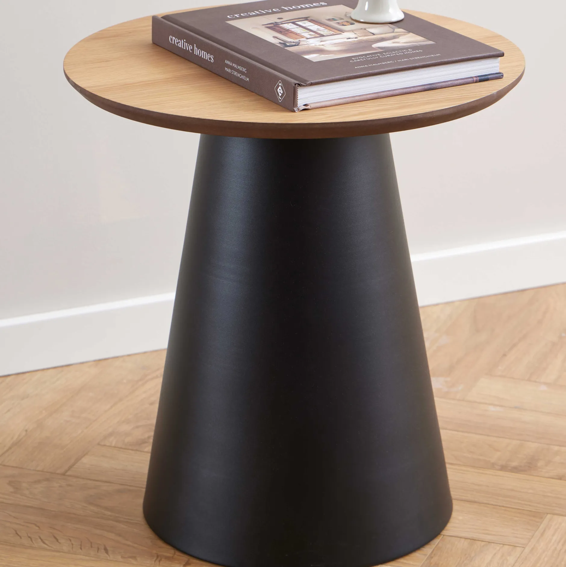 Sarina Couchtisch Ø45cm - Eiche furniert