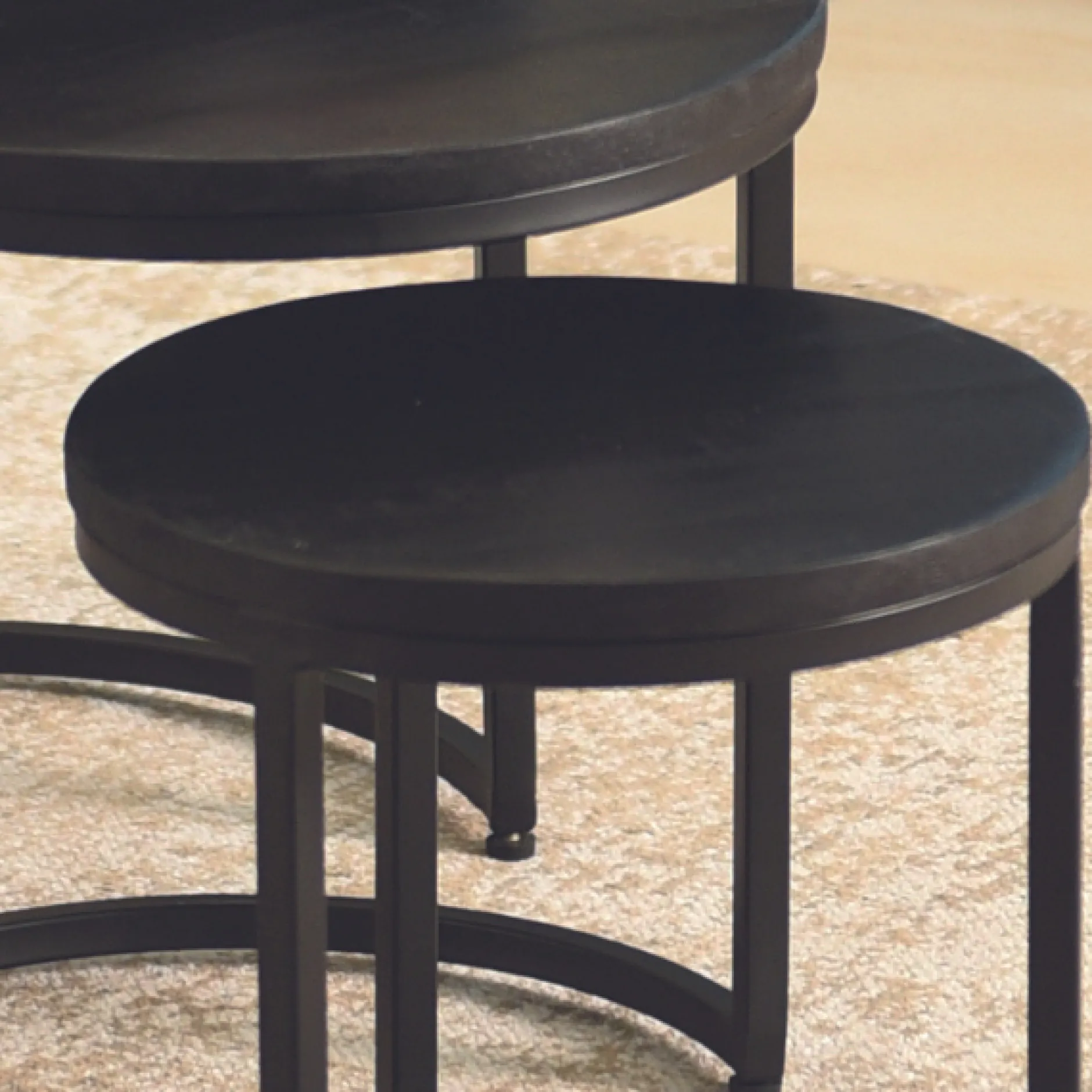 Satz von 3 Couchtischen Amana Ø 45 cm-schwarzes Magnolienholz