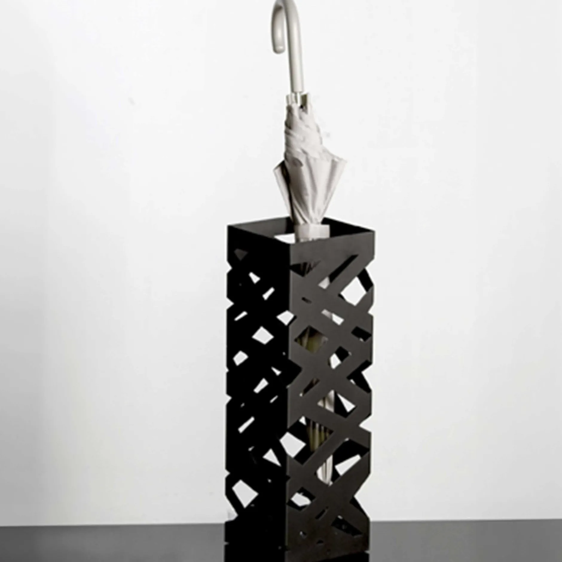 Schirmständer | 16 x 16 x 48 cm | Schwarz