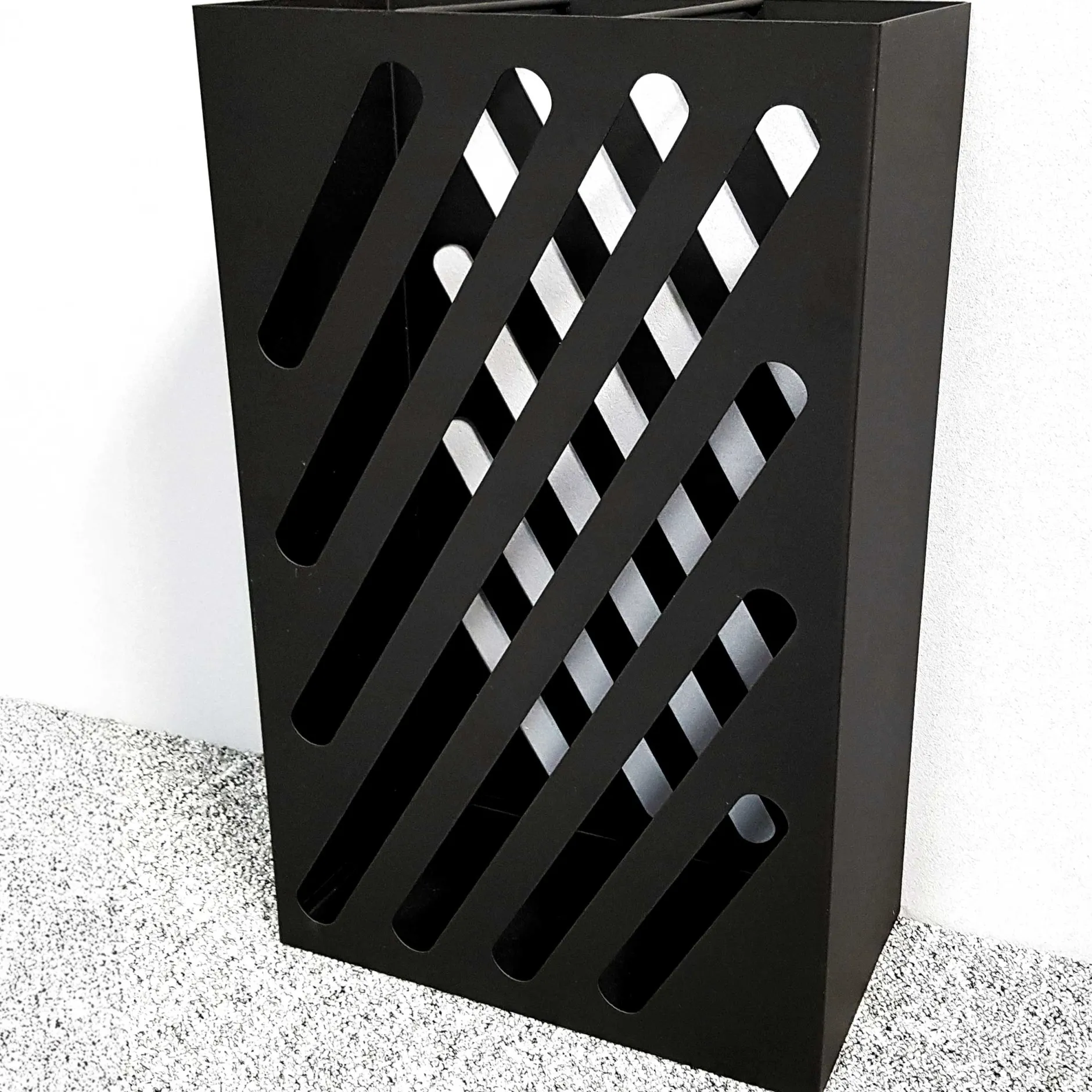 Schirmständer | 30 x 16 x 48 cm | Schwarz