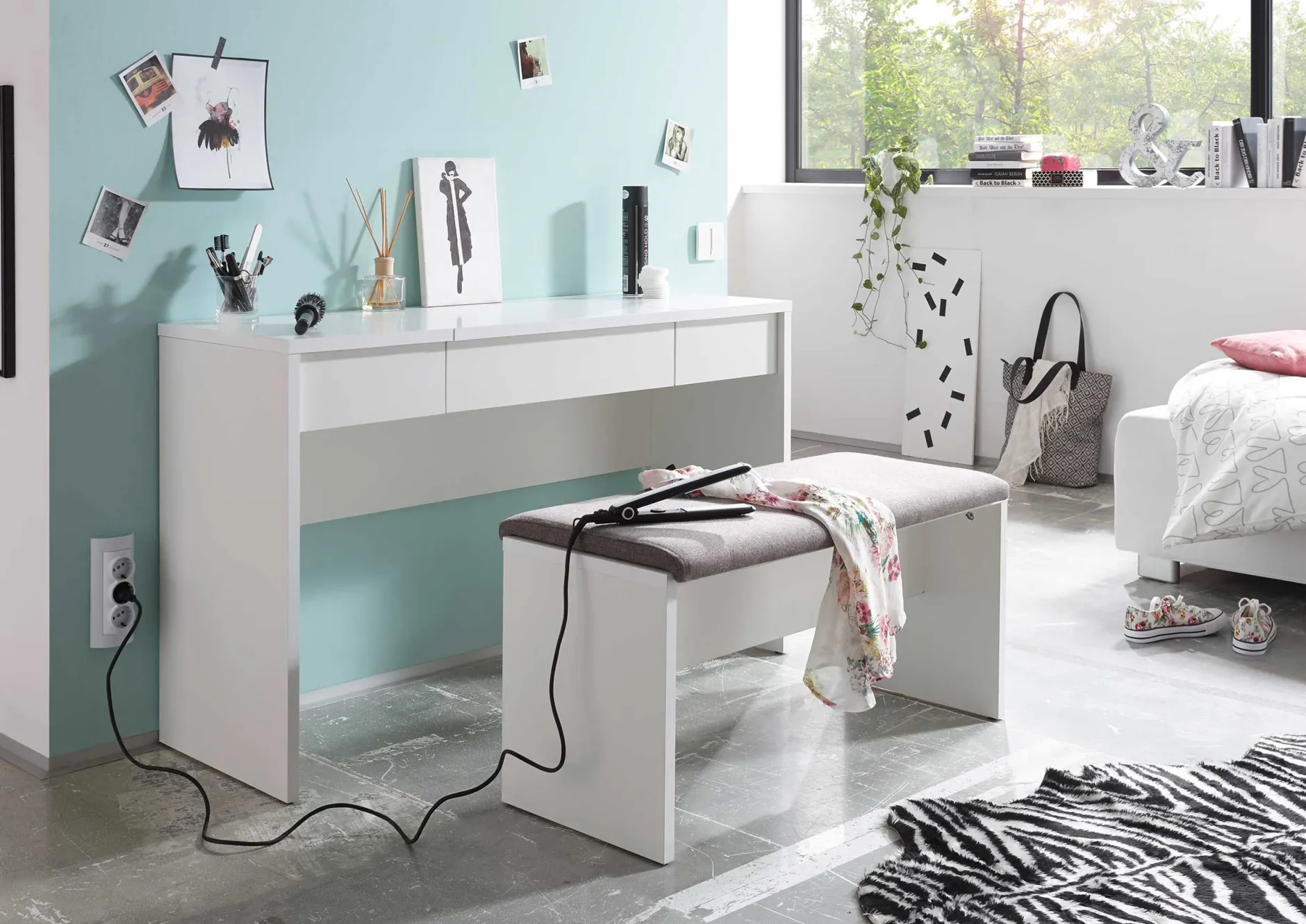 Schminktisch Alizée 125cm, 2 Schubladen und 1 Tür - weiß