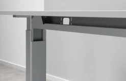 Schreibtisch Osmond 160cm mechanisch verstellbar - hellgrau/silber