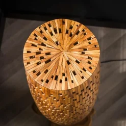 Stefanos Stehlampe 145 cm-recyceltes Teakholz