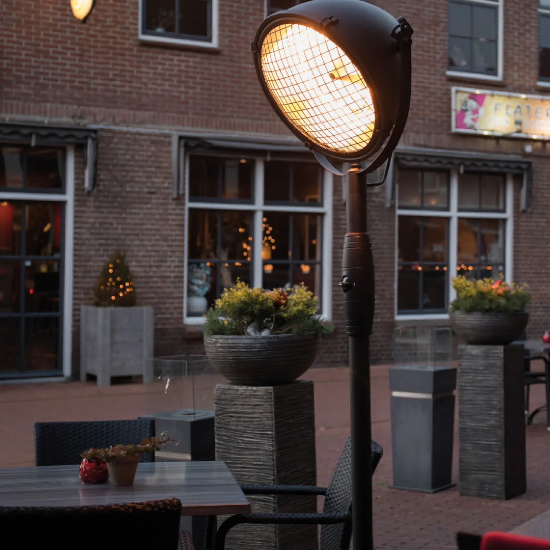 Terrassenheizung Mindy 45x210cm - schwarz