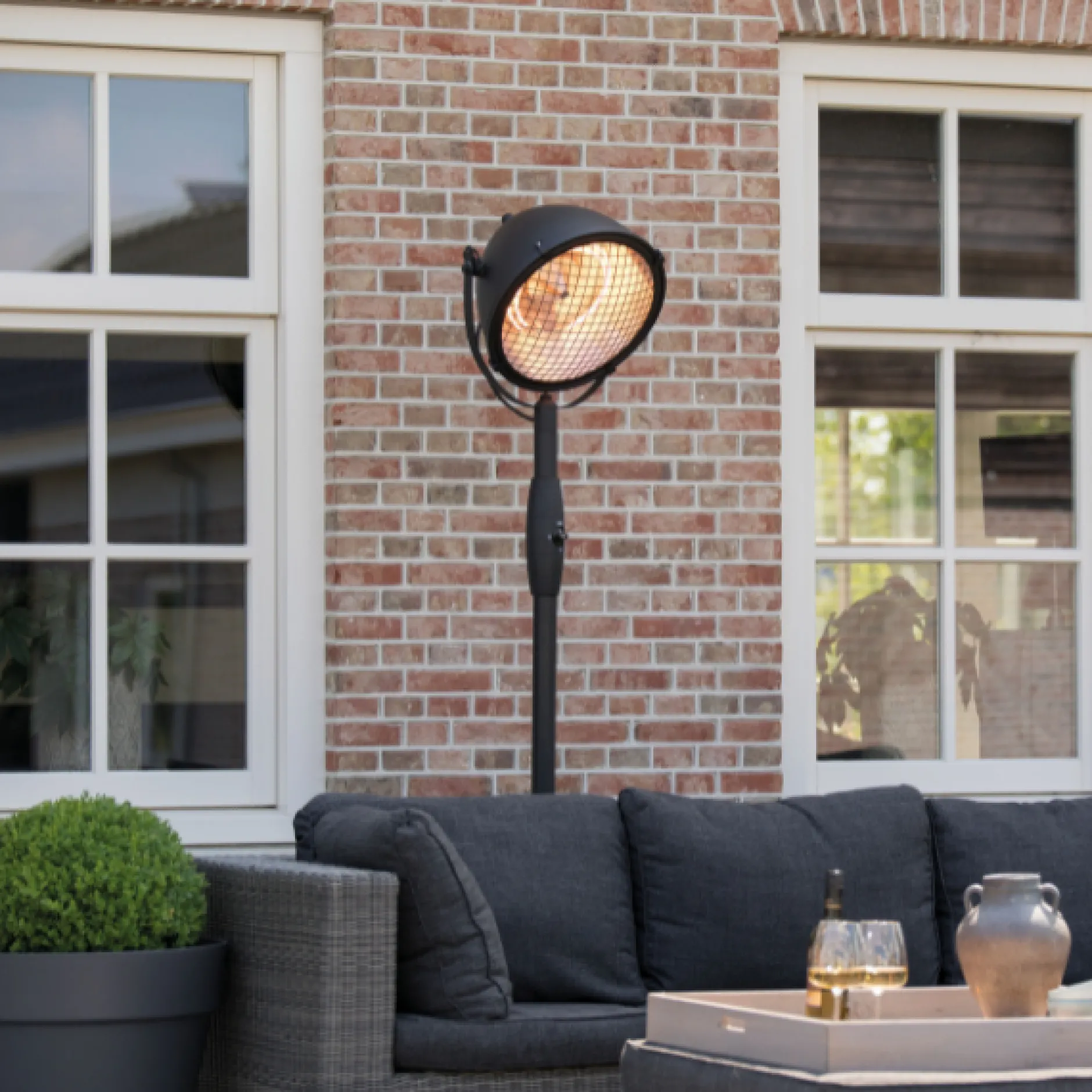 Terrassenheizung Mindy 45x210cm - schwarz