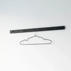 Vita Garderobenständer aus schwarzem Stahl - 70cm Länge