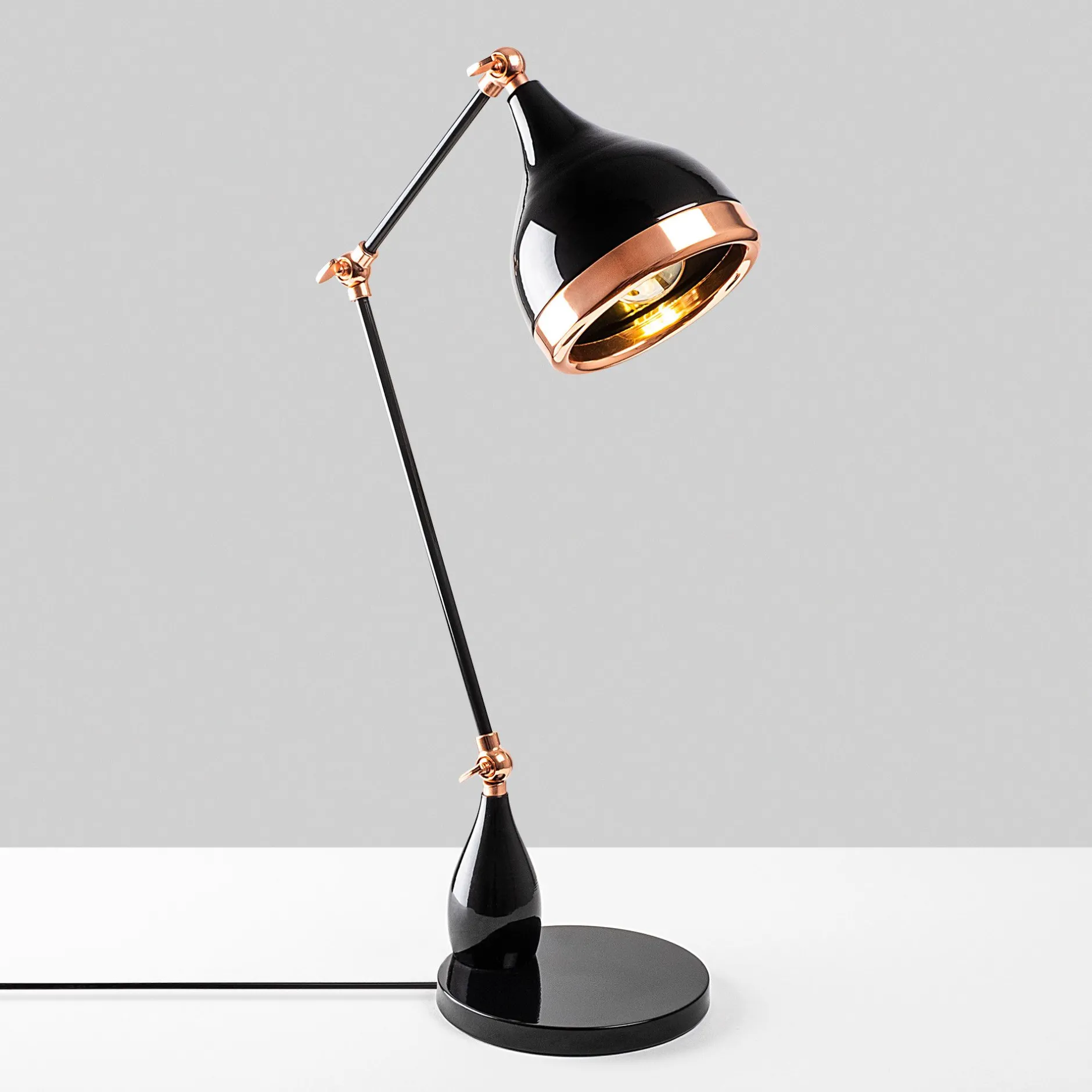 Yıldo Tischlampe | METALLGEHÄUSE | Schwarz, Kupfer