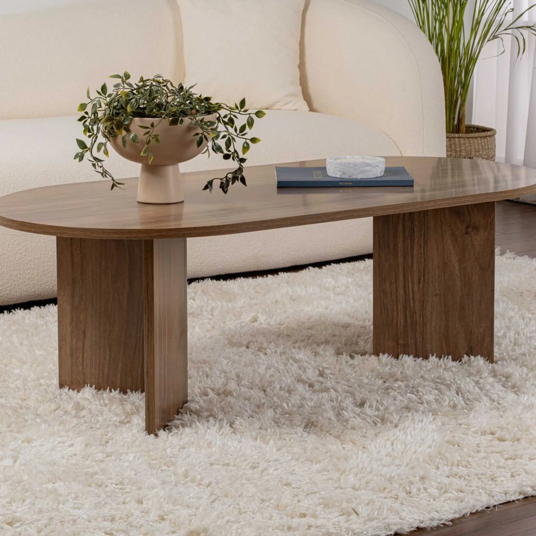 Zweite Chance Ovaler Couchtisch Sable - 119x60x40cm - Nussbaum Dekor
